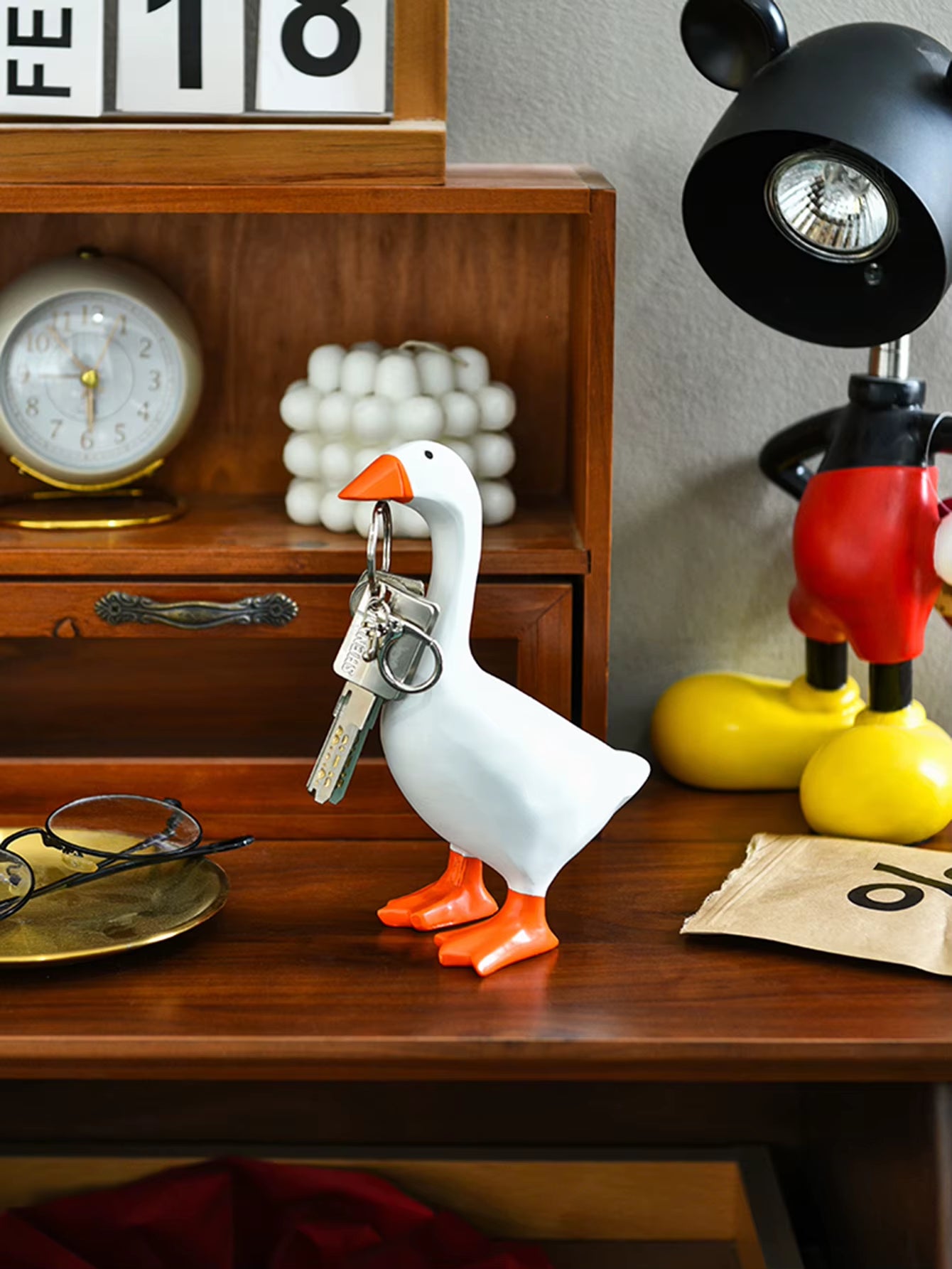 Magnetic Goose Key Holder – Cute Home Decor for Entryway, Kitchen, or Office | Wall Mount Animal Hook for Keys & Accessories