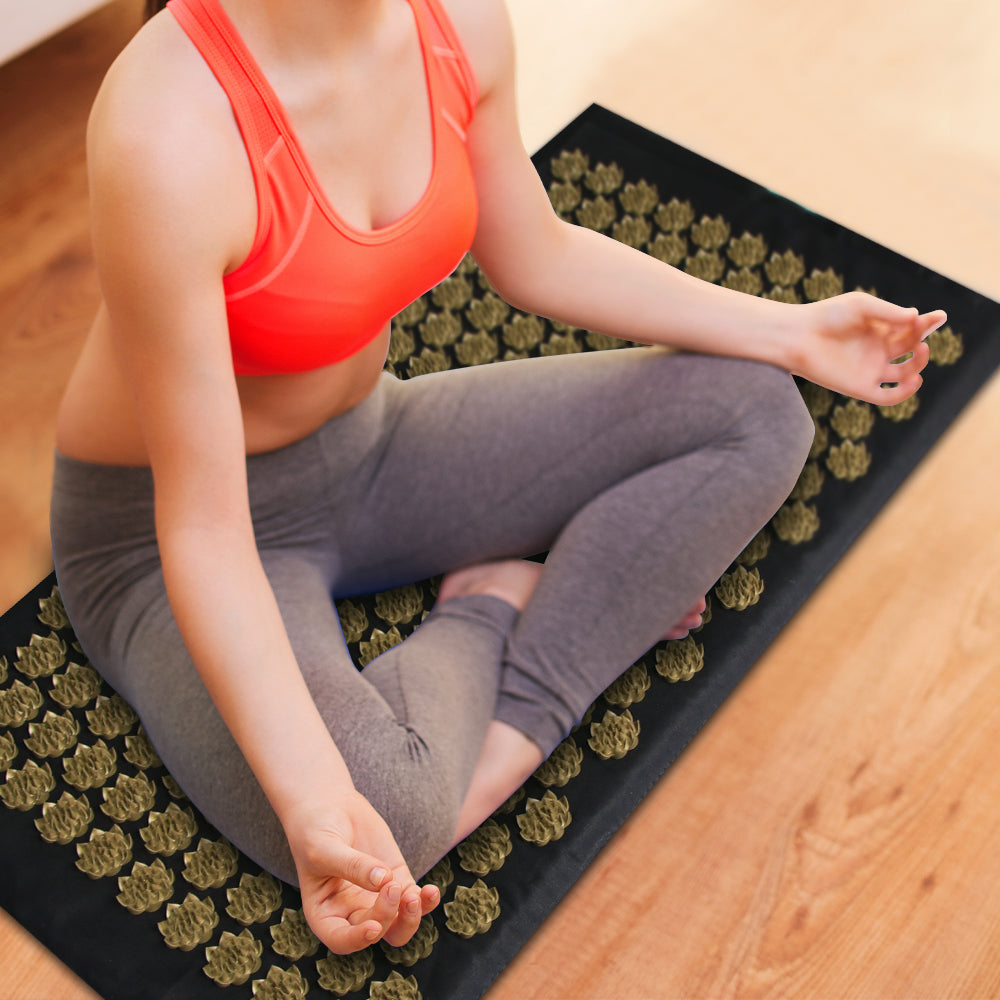 Rooted Relief Set – Acupressure Mat & Pillow for Natural Release & Deep Calm